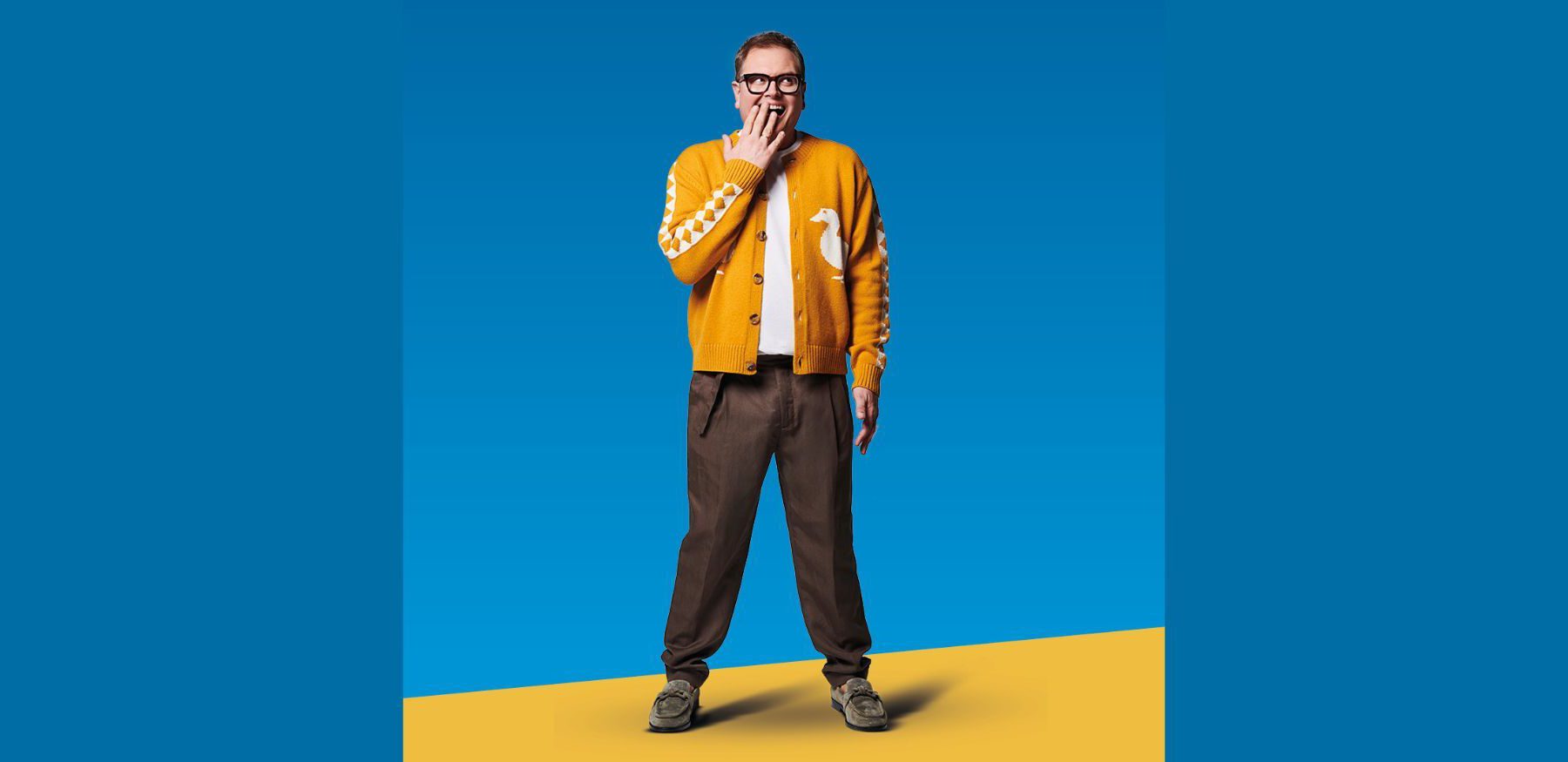 Alan Carr 2200x875