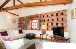 Apt 3 Sitting Room comp 1206765841