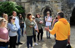 AX4 H0042 1645159164