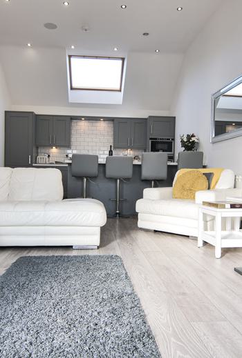 CC9 C7984 9993 4 A97 BB1 E 33342 ED35051