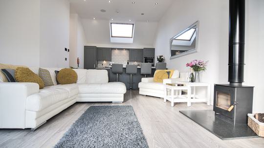 CC9 C7984 9993 4 A97 BB1 E 33342 ED35051