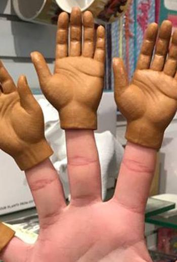 Give the dog a bone 01 1148188990