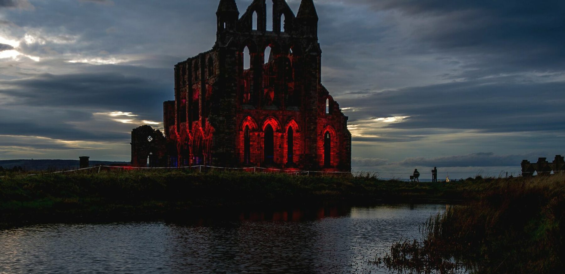 RS4069 CAG Whitby Abbey halloween UK Yorkshire 013 lpr